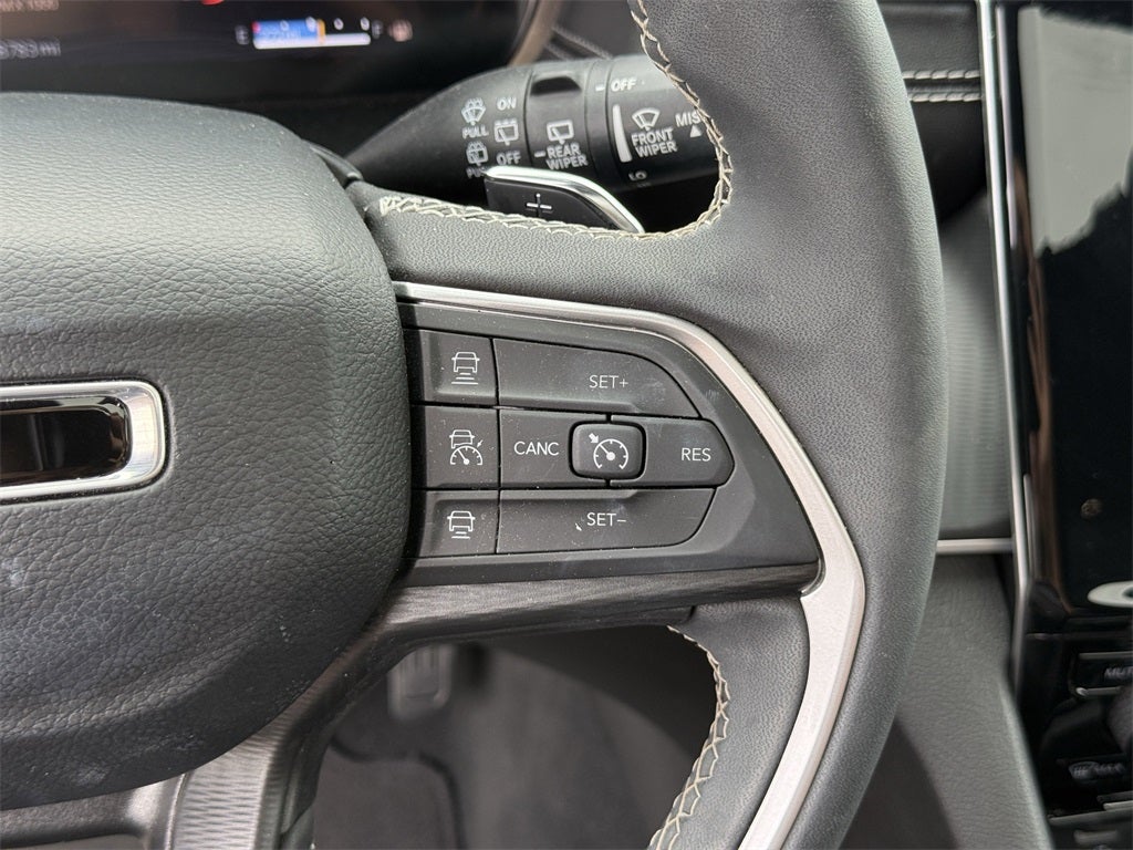 2024 Jeep Grand Cherokee L Laredo