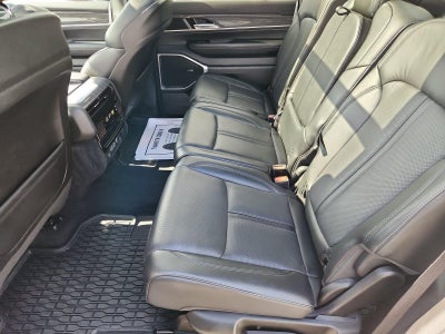 2022 Jeep Wagoneer Series II
