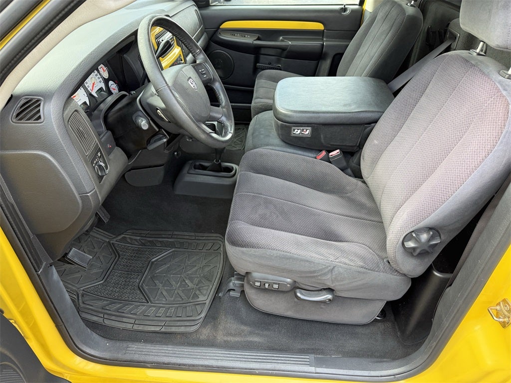 2004 Dodge Ram 1500 SLT