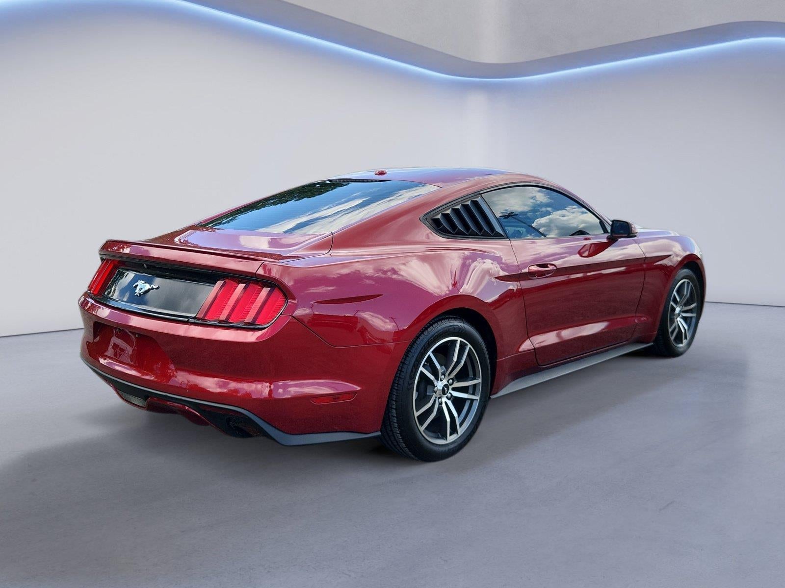 2015 Ford Mustang I4
