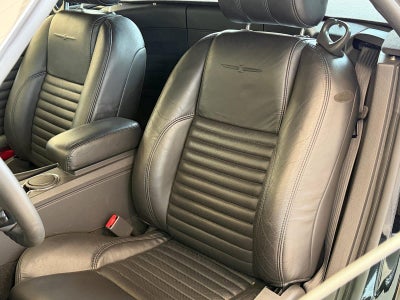 2002 Ford Thunderbird w/Hardtop Deluxe