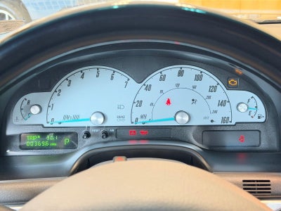 2002 Ford Thunderbird w/Hardtop Deluxe