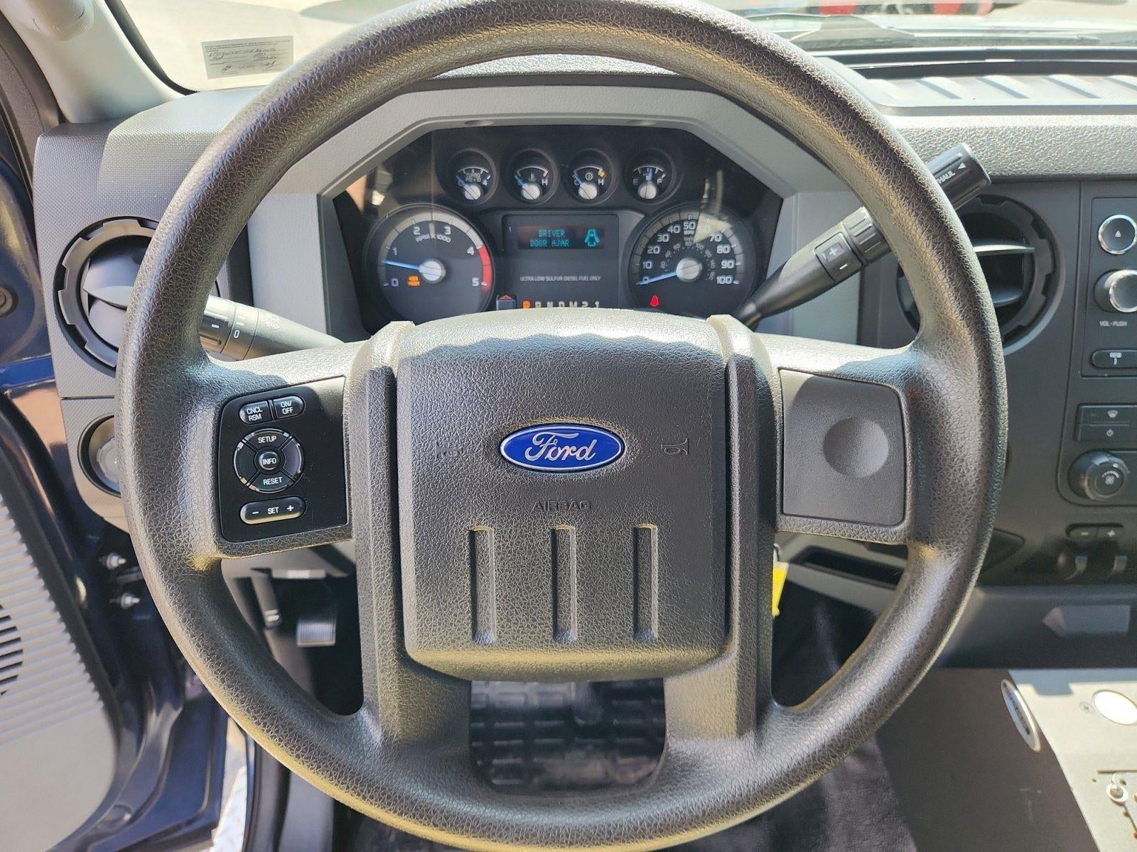2013 Ford Super Duty F-450 DRW XL