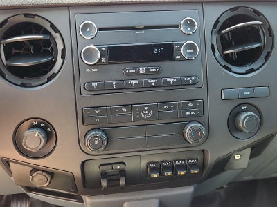 2013 Ford Super Duty F-450 DRW XL