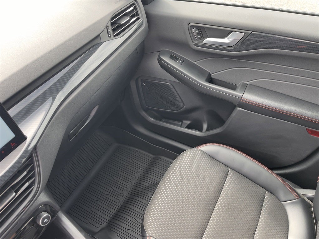 2024 Ford Escape Hybrid ST-Line Elite