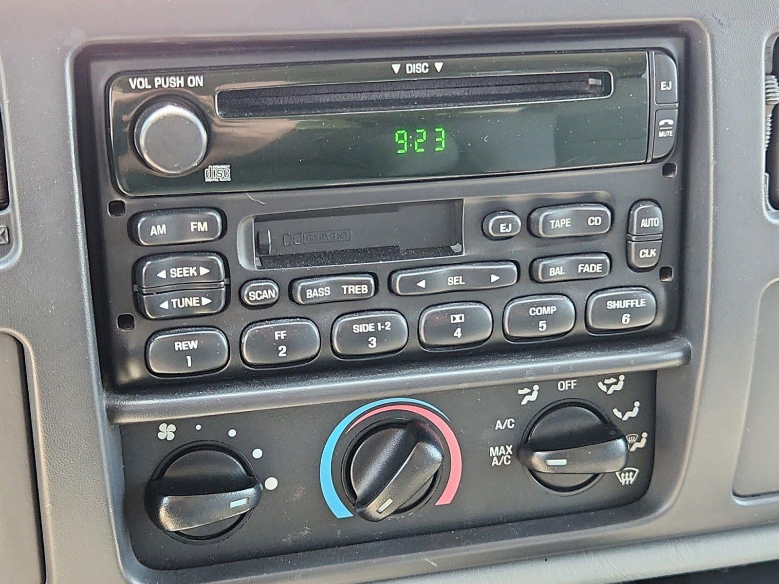 2005 Ford Excursion XLT
