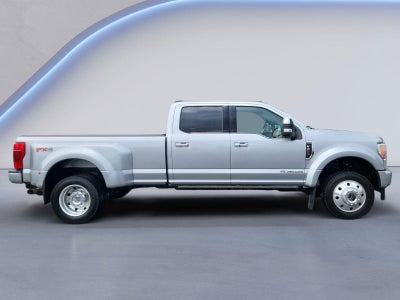 2022 Ford Super Duty F-450 DRW Platinum