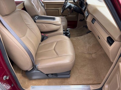 1986 Ford F-Series Pickup XL