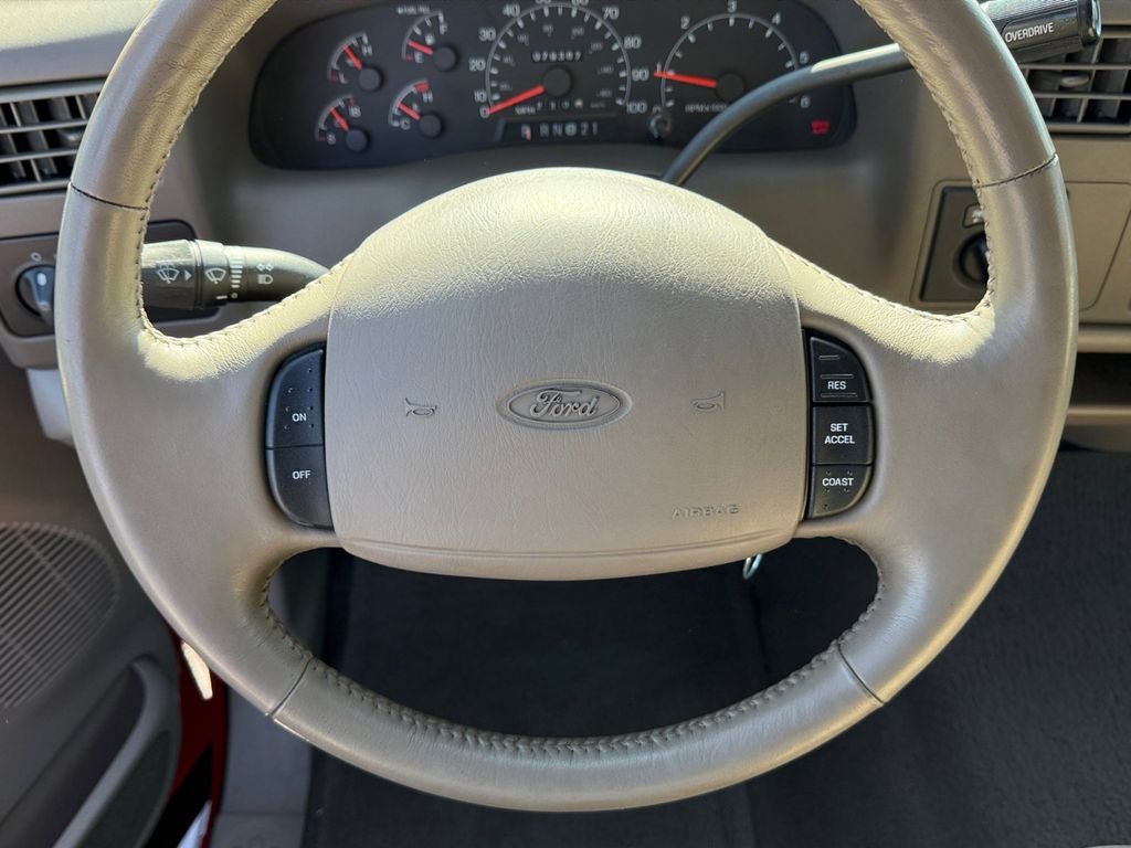 2001 Ford F-250SD Lariat