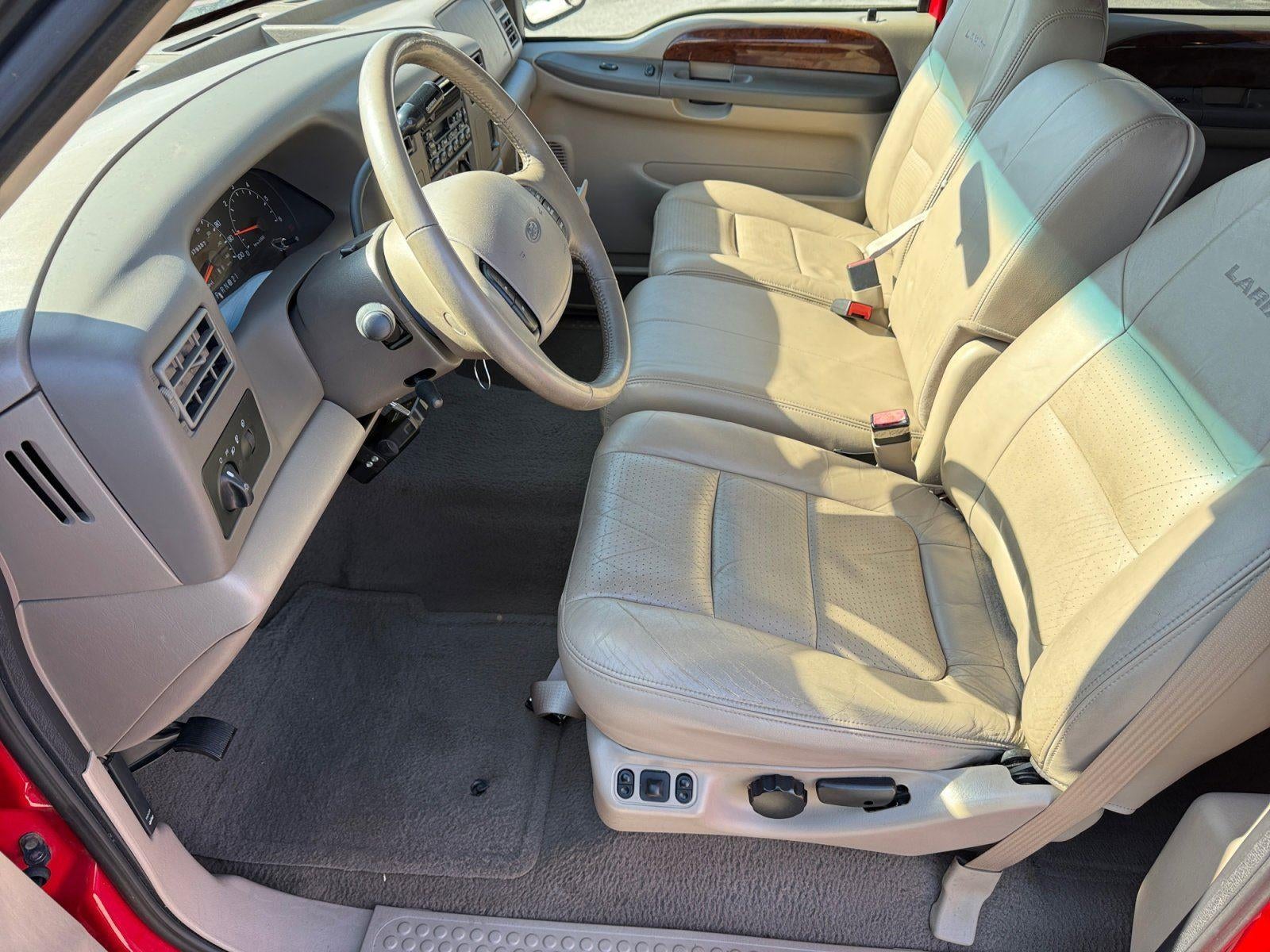 2001 Ford Super Duty F-250 Lariat