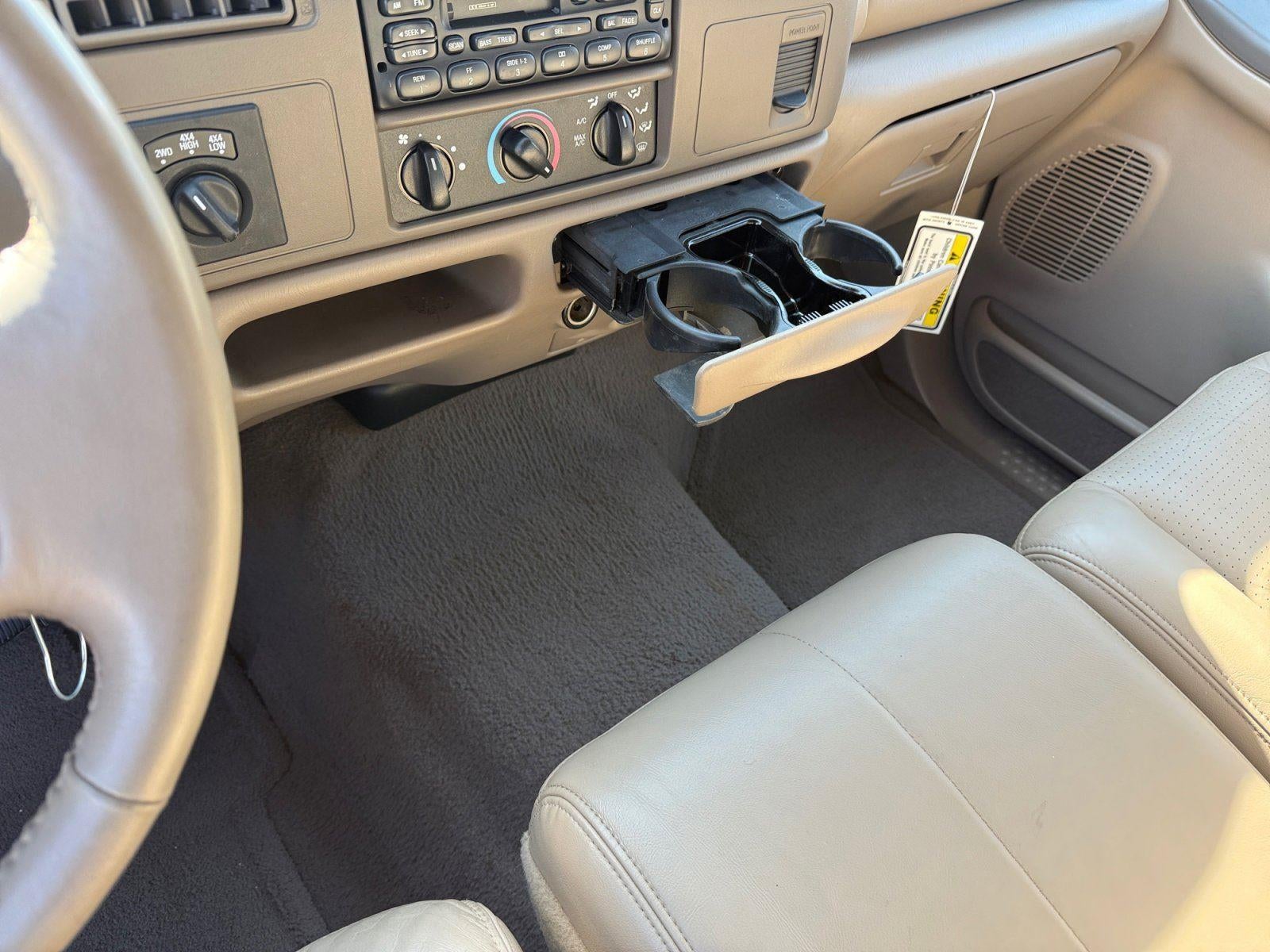 2001 Ford Super Duty F-250 Lariat