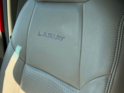 2001 Ford Super Duty F-250 Lariat