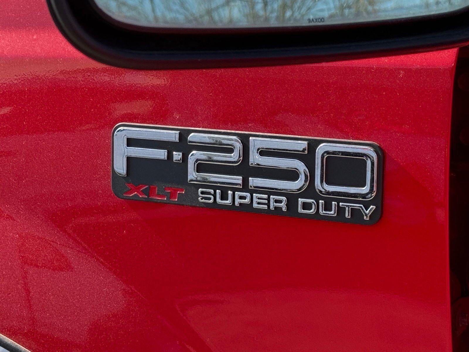 2001 Ford Super Duty F-250 Lariat