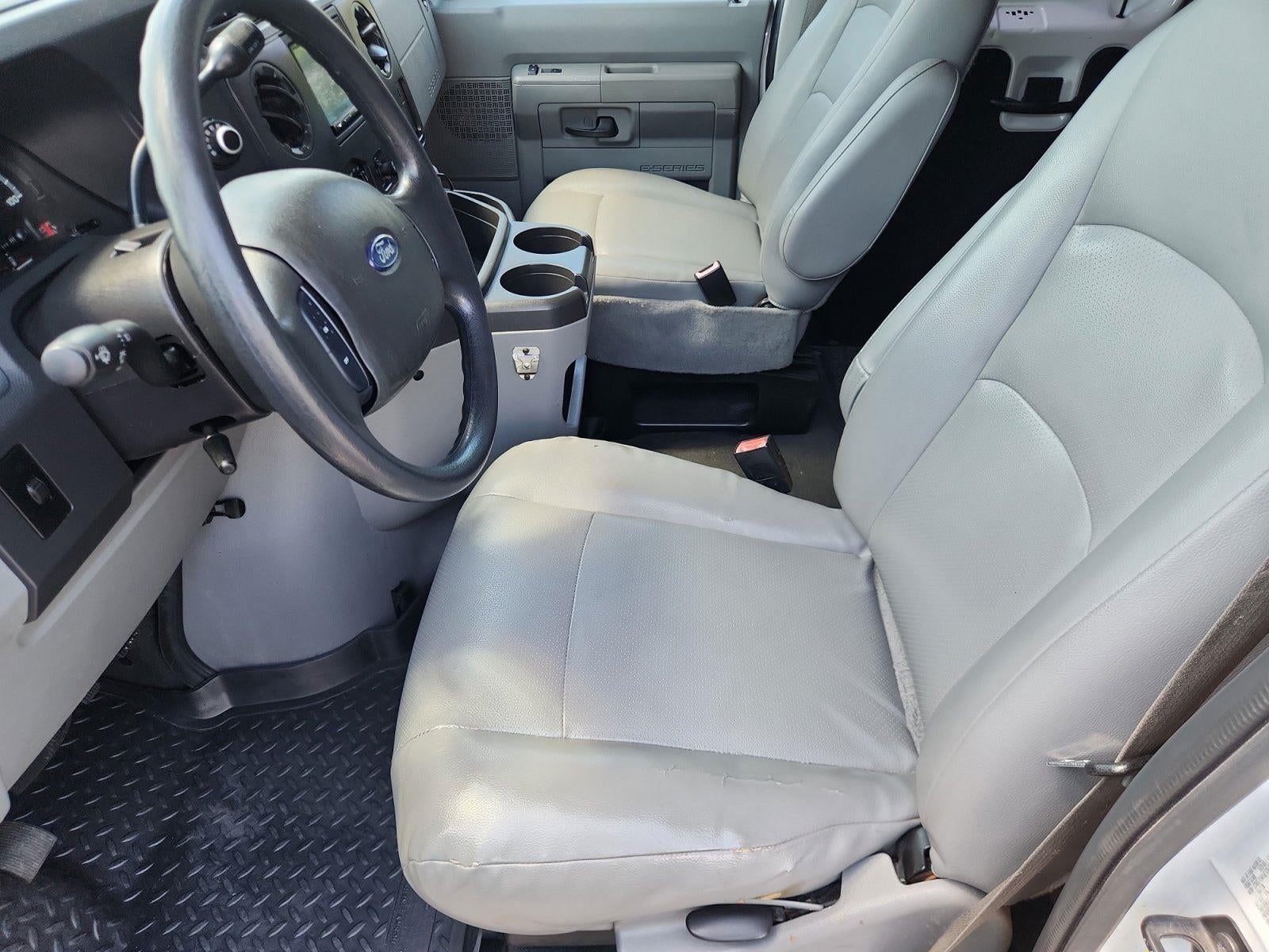 2011 Ford E-Series E-350 SD