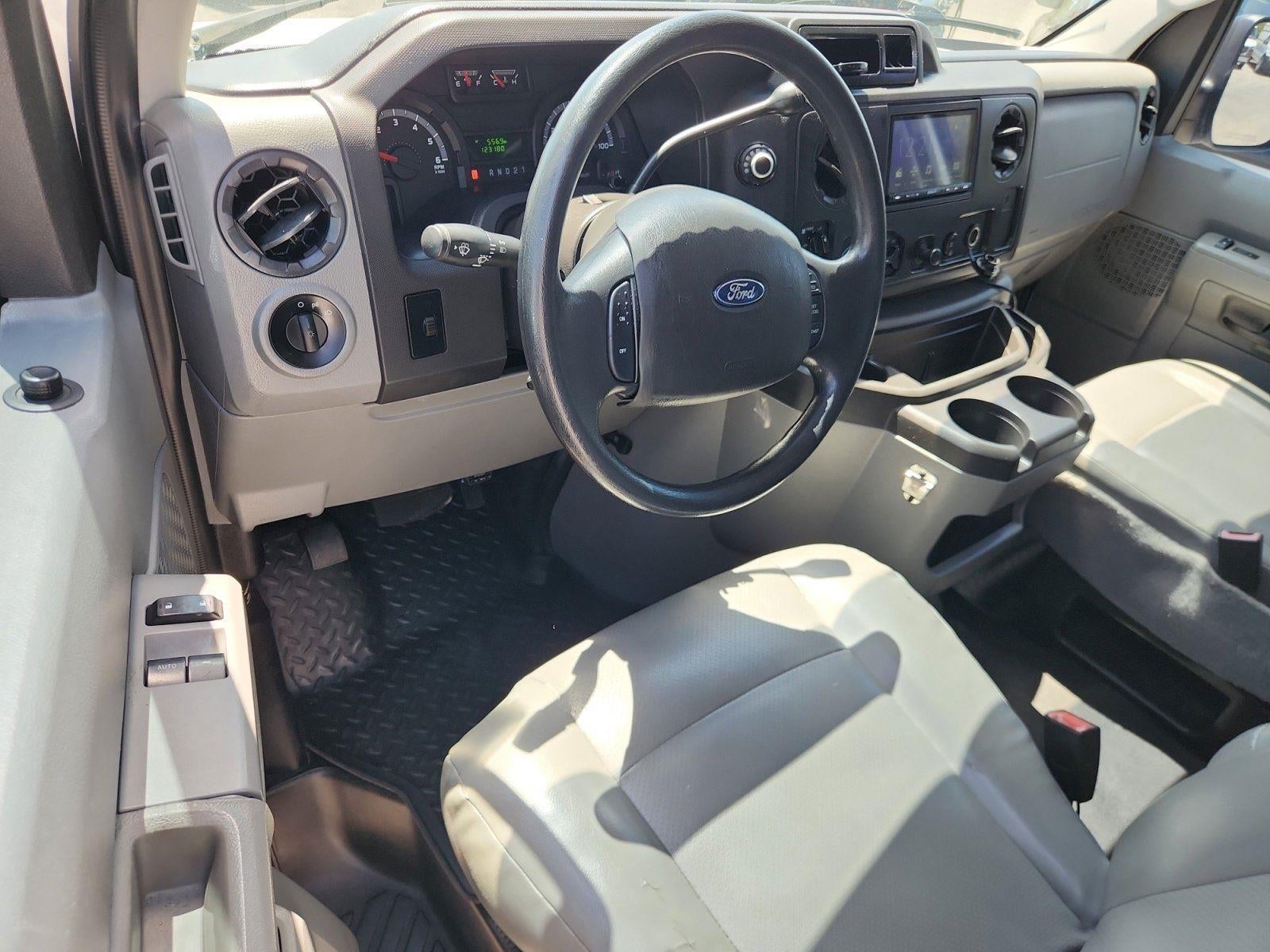 2011 Ford E-Series E-350 SD