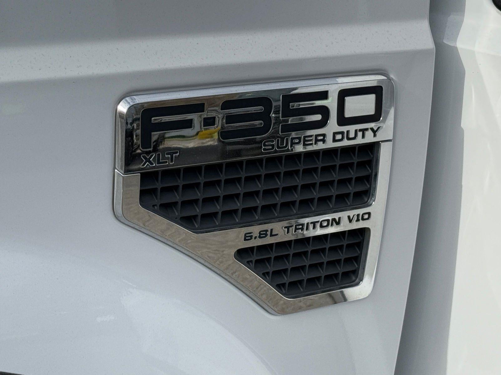 2008 Ford Super Duty F-350 DRW XL