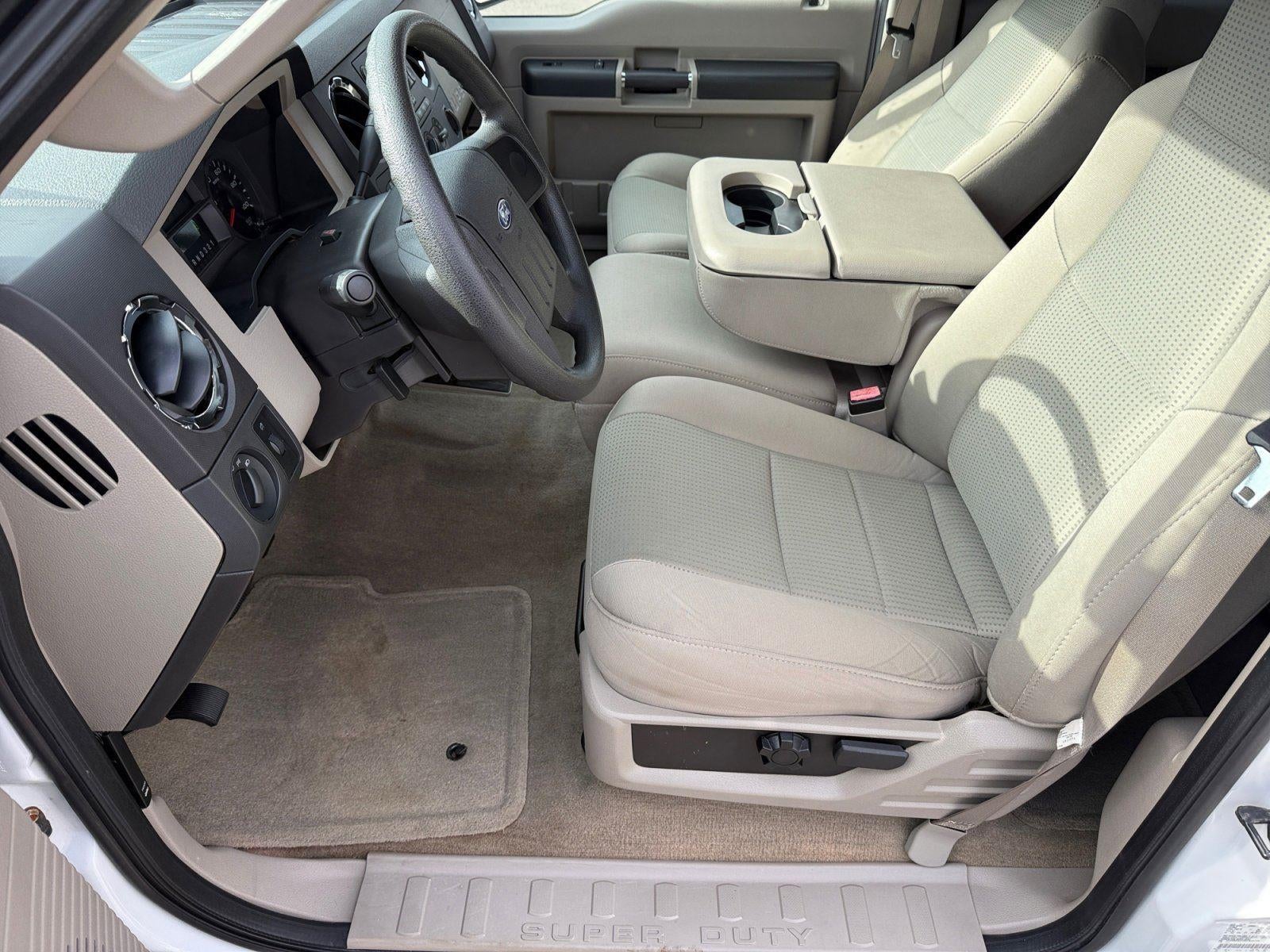 2008 Ford Super Duty F-350 DRW XL