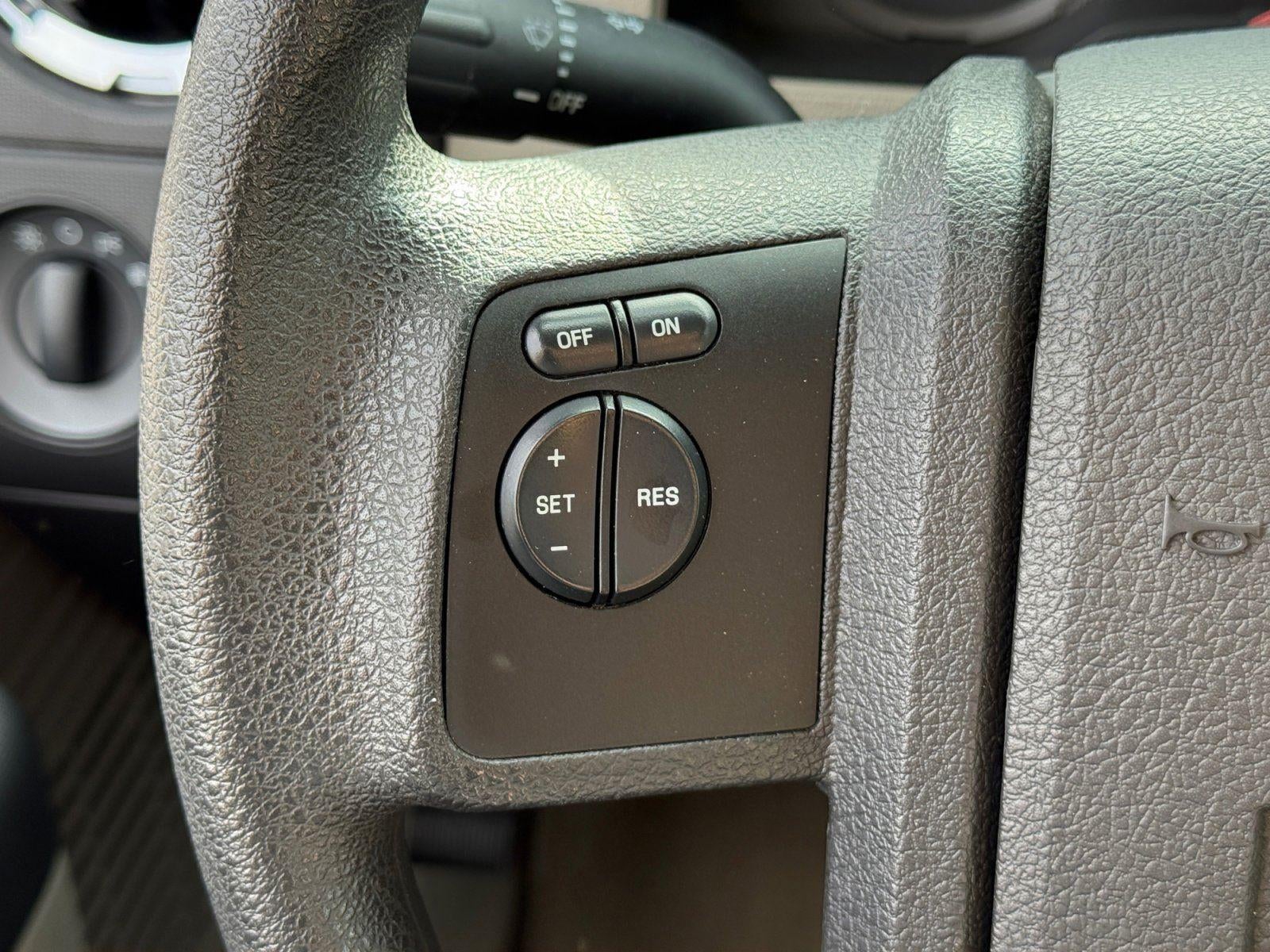 2008 Ford Super Duty F-350 DRW XL