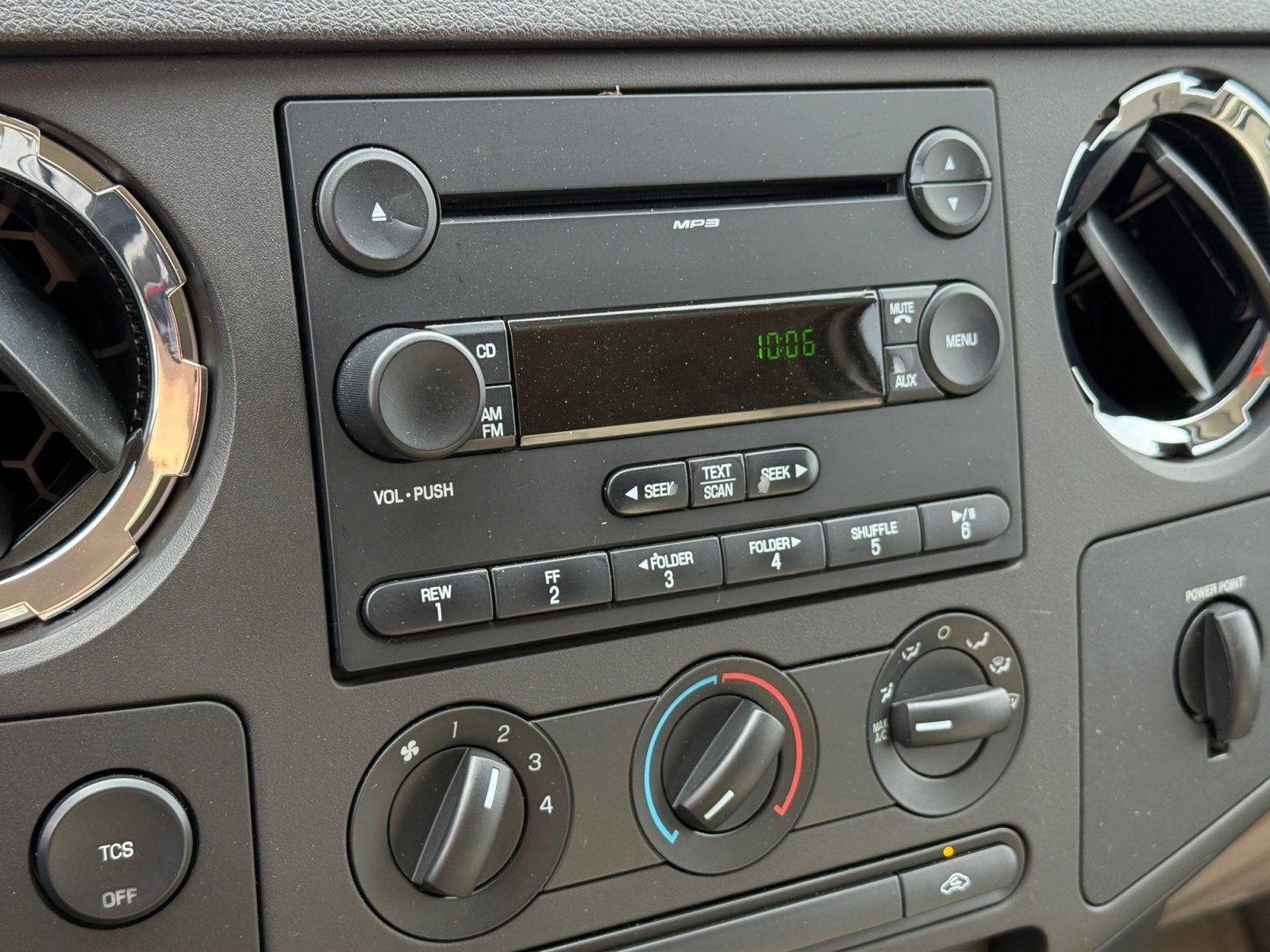 2008 Ford Super Duty F-350 DRW XL