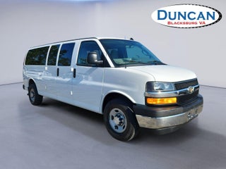 2017 Chevrolet Express Passenger LT