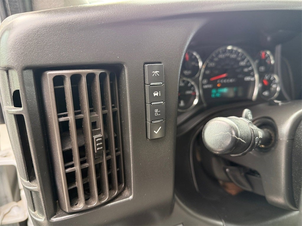 2017 Chevrolet Express 3500 LT Passenger