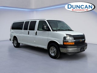 2017 Chevrolet Express Passenger LT