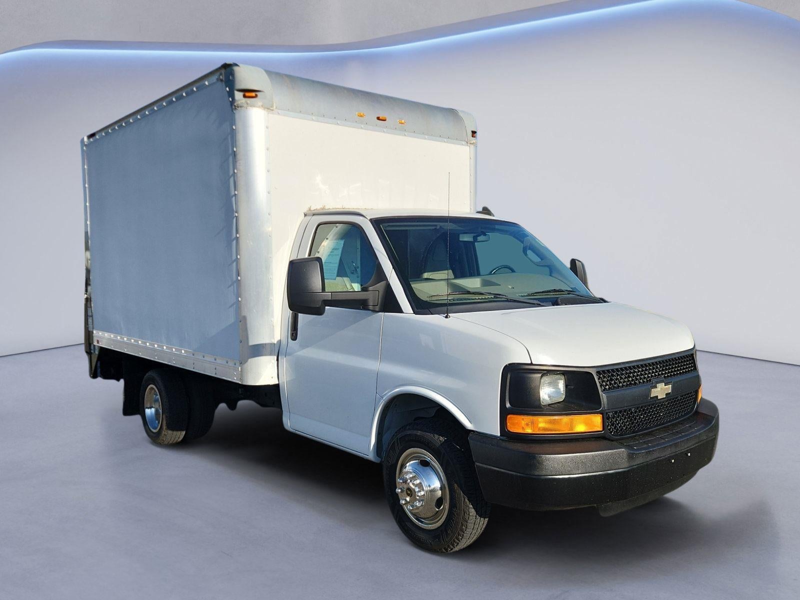 2016 Chevrolet Express Commercial Cutaway 3500