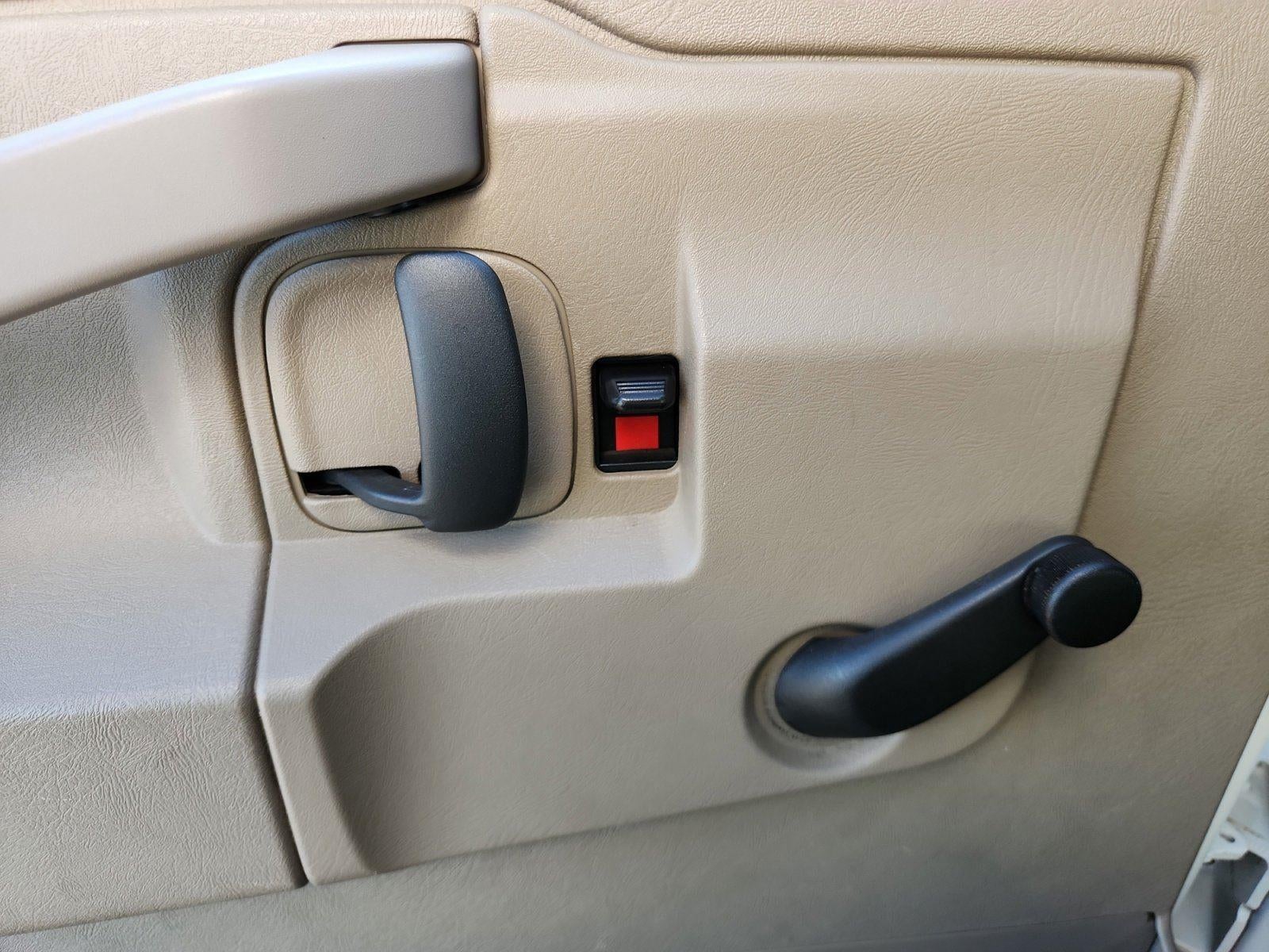 2016 Chevrolet Express Commercial Cutaway 3500