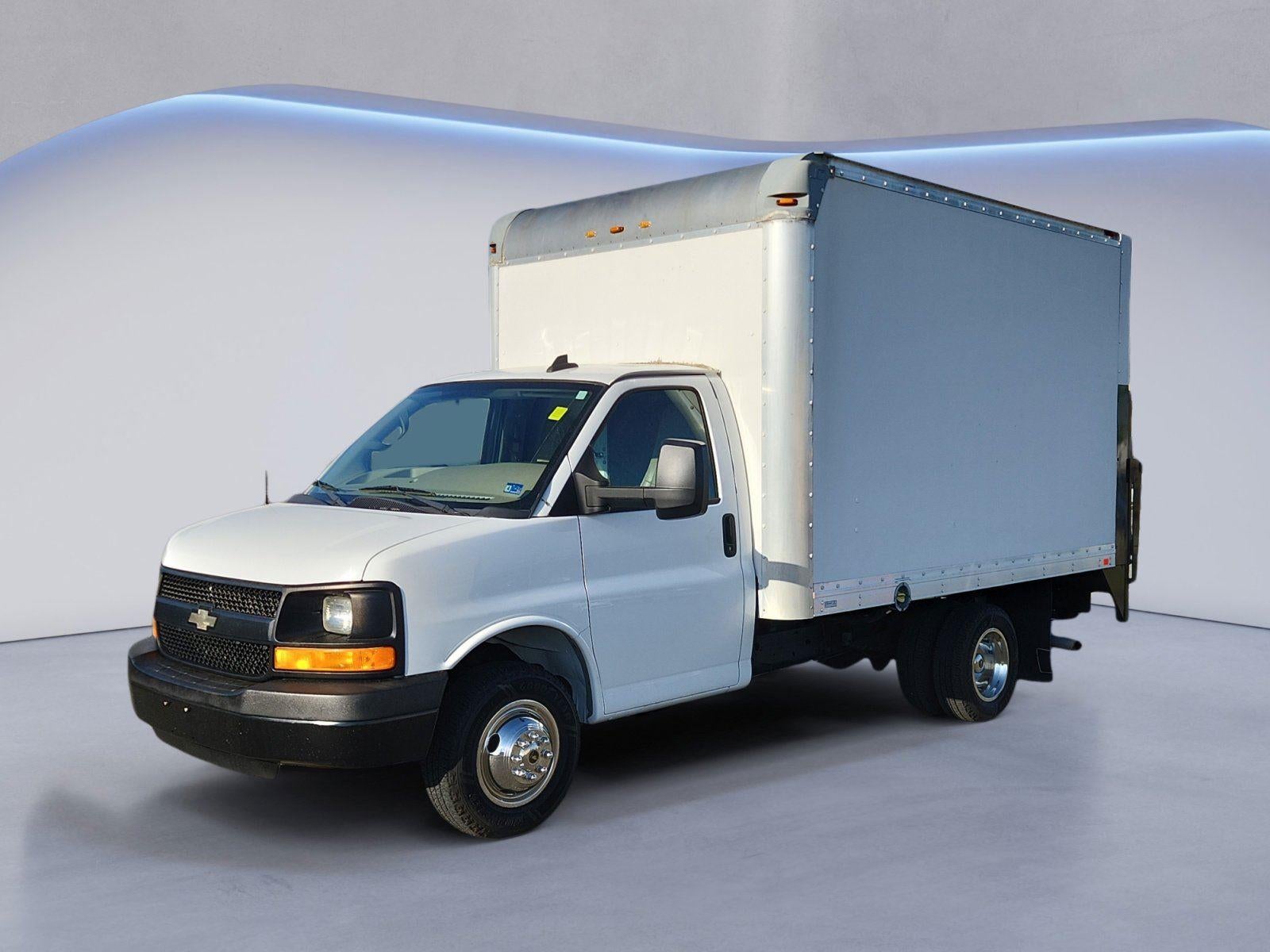 2016 Chevrolet Express Commercial Cutaway 3500
