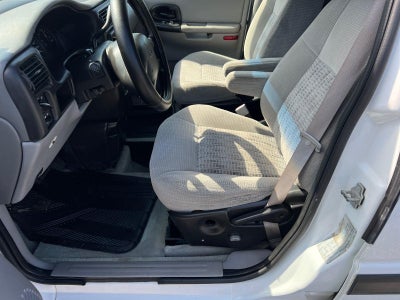 2004 Chevrolet Venture LS w/Y3G Mobility