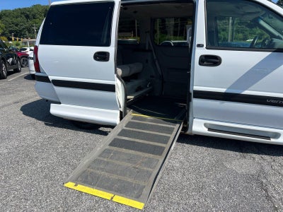 2004 Chevrolet Venture LS w/Y3G Mobility