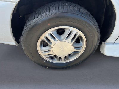 2004 Chevrolet Venture LS w/Y3G Mobility