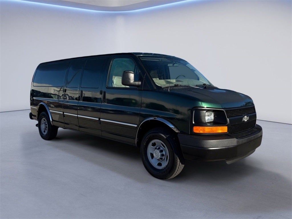 2005 Chevrolet Express Van G3500 Base