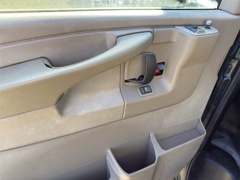 2005 Chevrolet Express Van G3500 Base