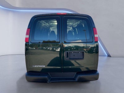 2005 Chevrolet Express Cargo Van Base