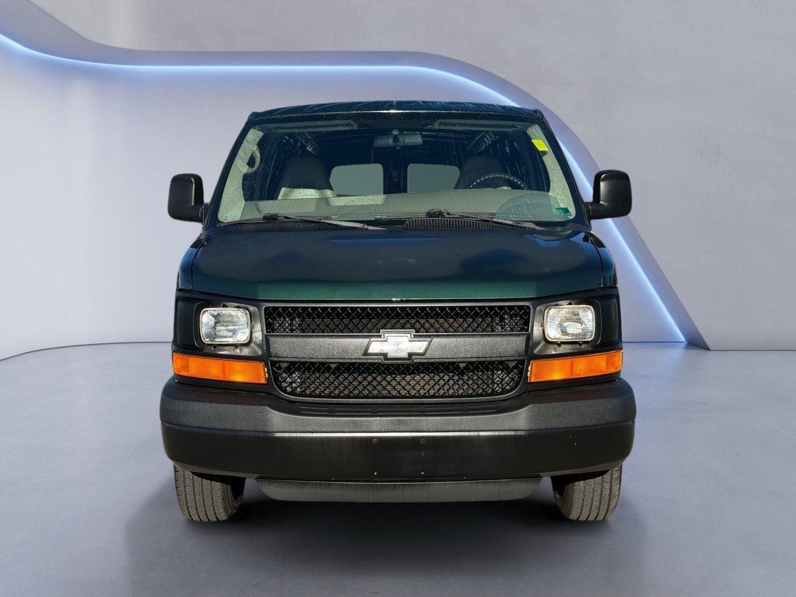 2005 Chevrolet Express Cargo Van Base