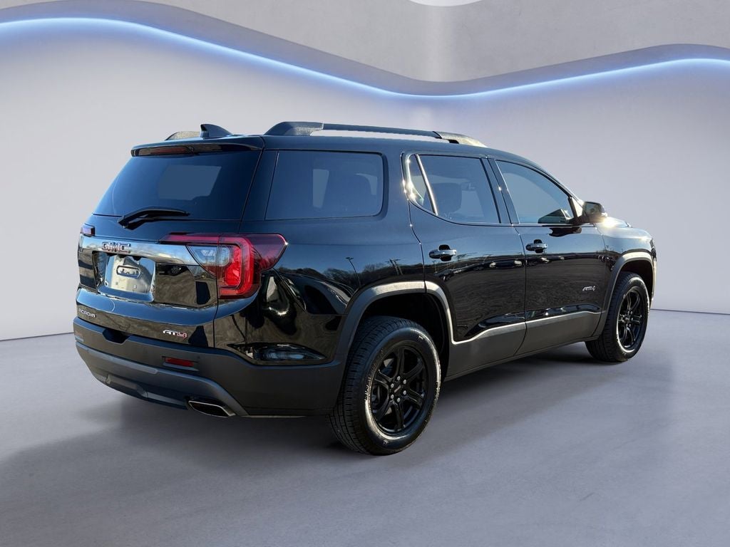 2021 GMC Acadia AT4