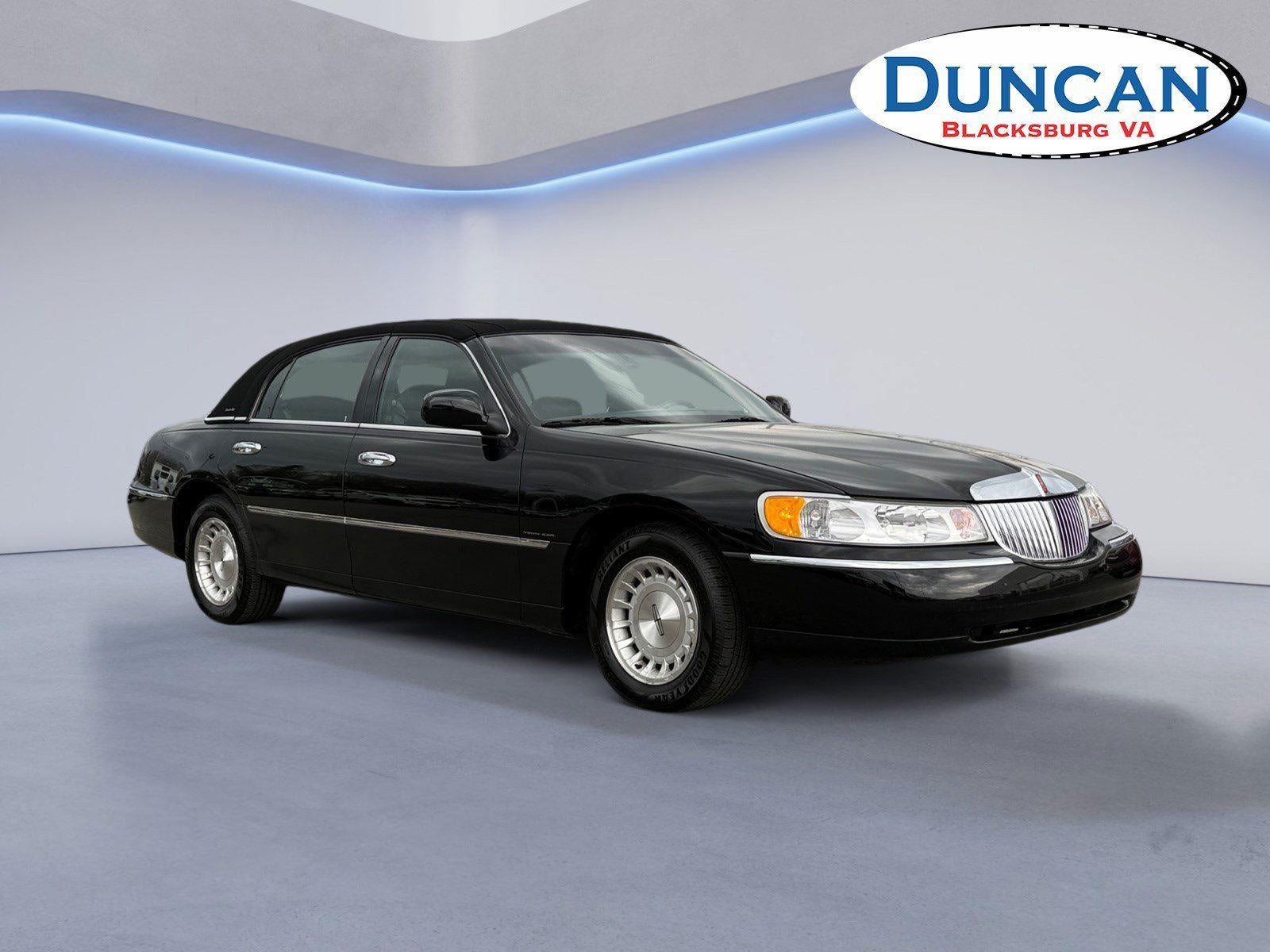 1998 Lincoln Town Car Executive