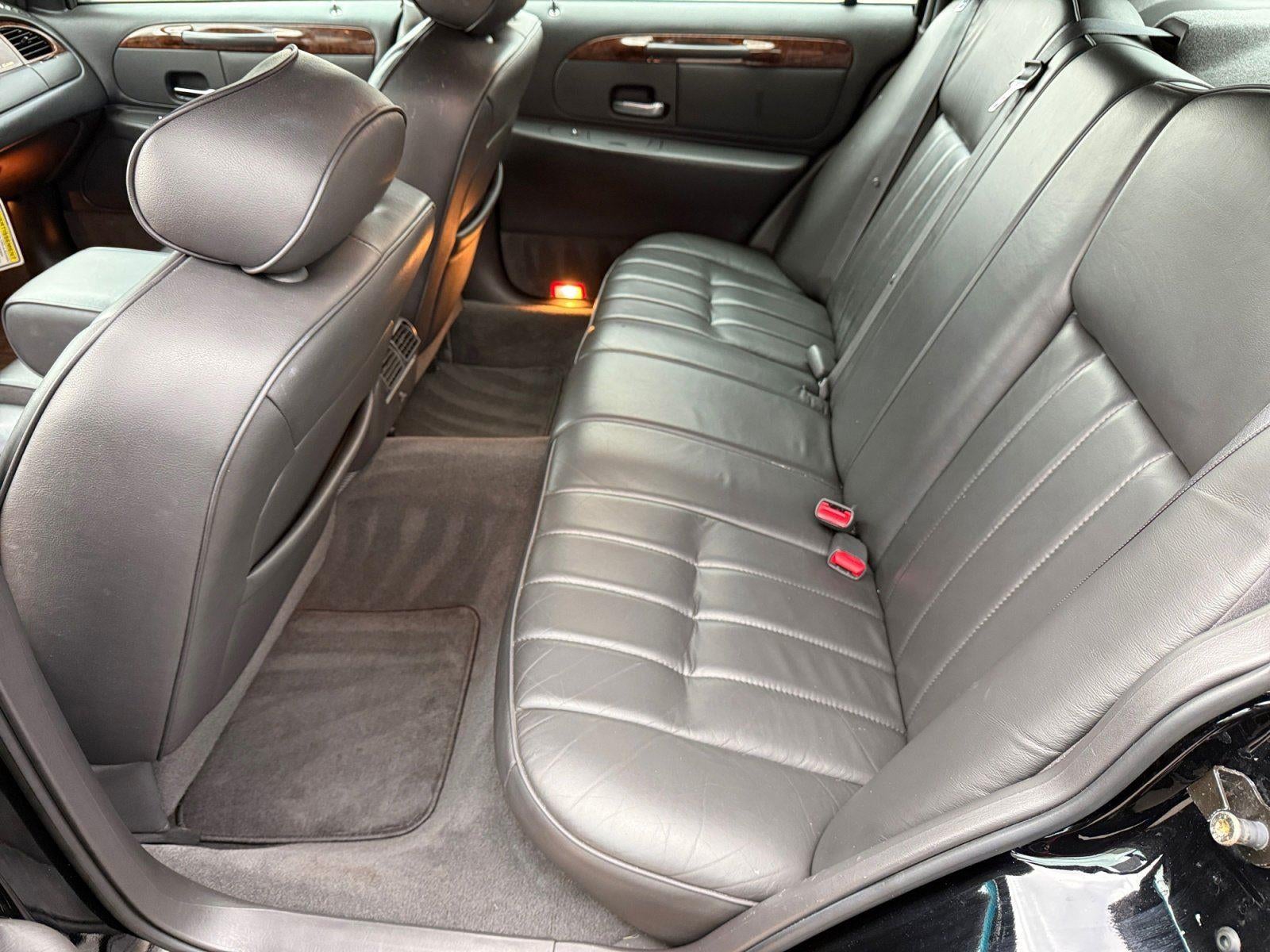 1998 Lincoln Town Car Executive