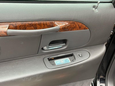 1998 Lincoln Town Car Executive