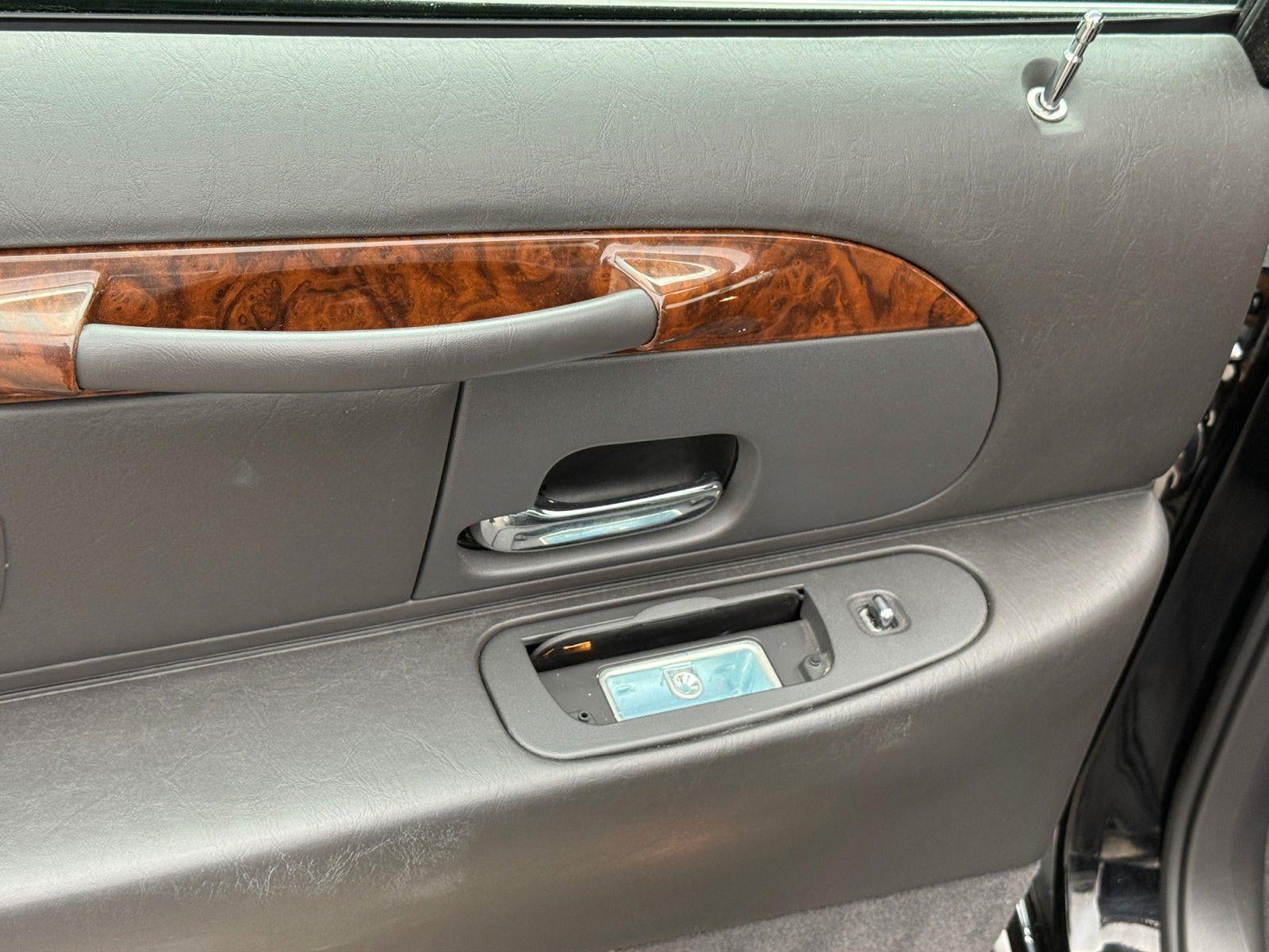 1998 Lincoln Town Car Executive