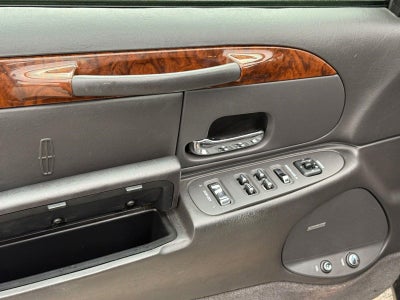 1998 Lincoln Town Car Executive