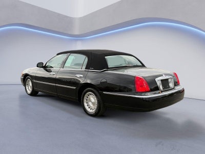 1998 Lincoln Town Car Executive