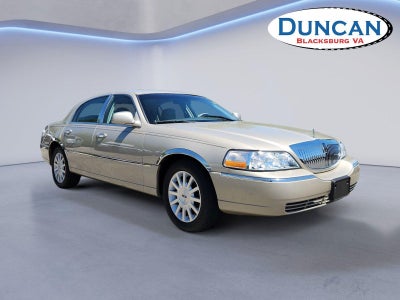 2007 Lincoln Town Car Signature