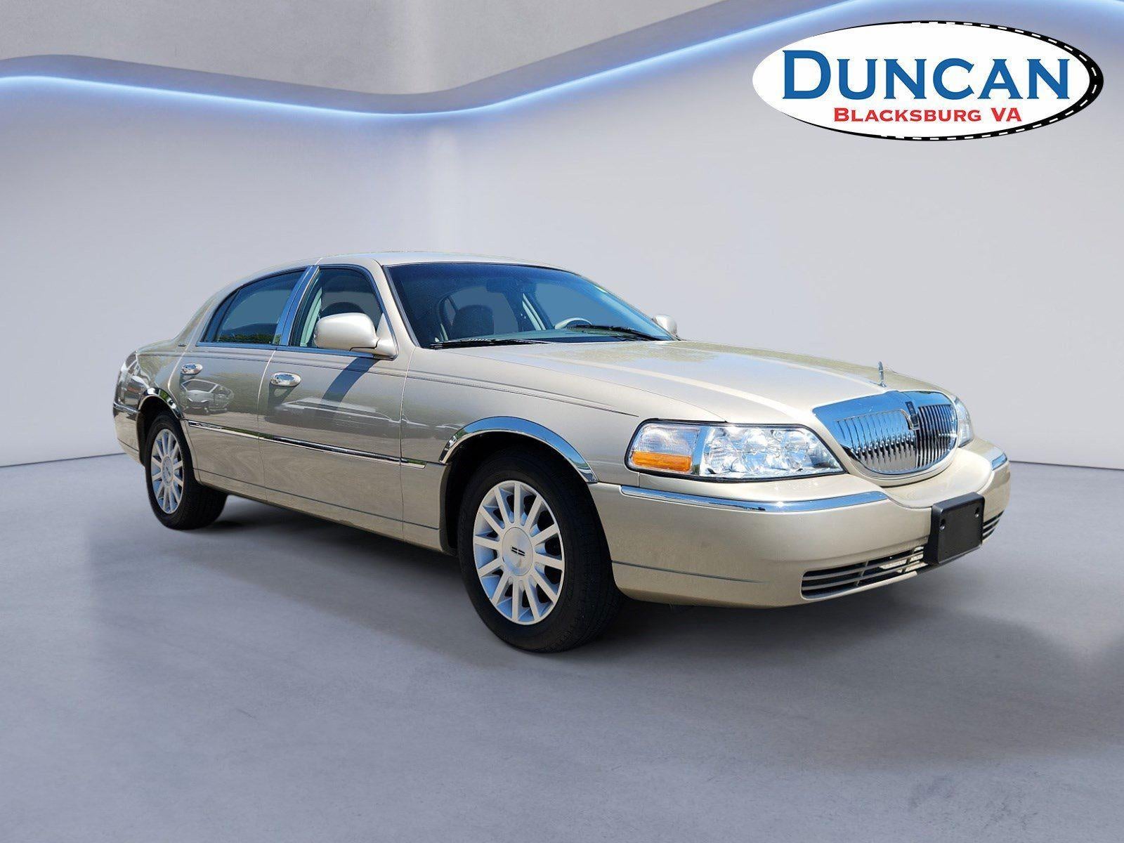 2007 Lincoln Town Car Signature