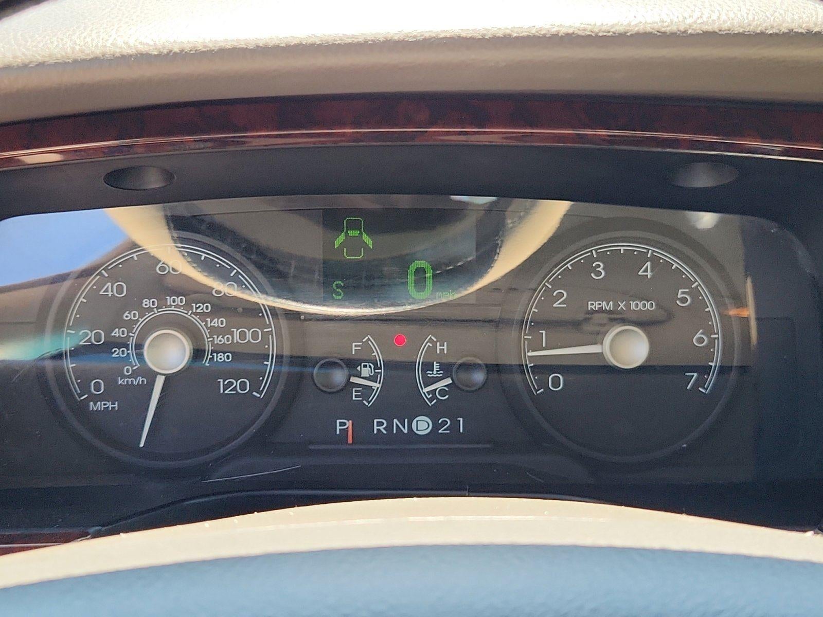 2007 Lincoln Town Car Signature
