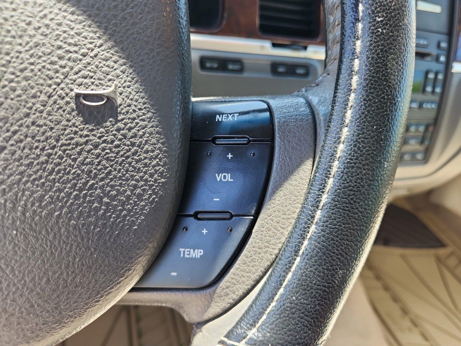 2007 Lincoln Town Car Signature
