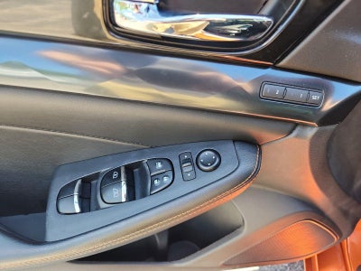 2019 Nissan Maxima SR