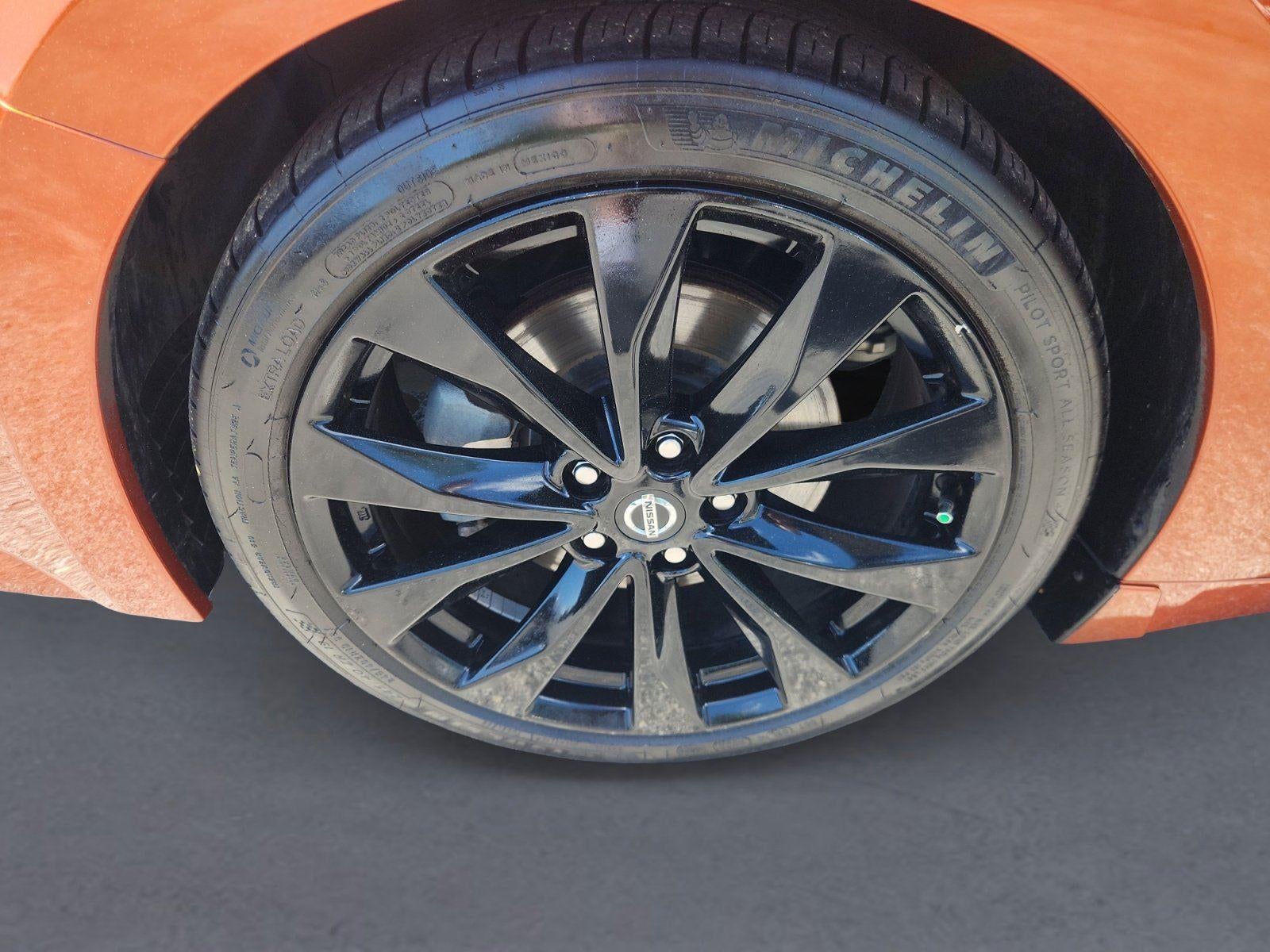 2019 Nissan Maxima SR