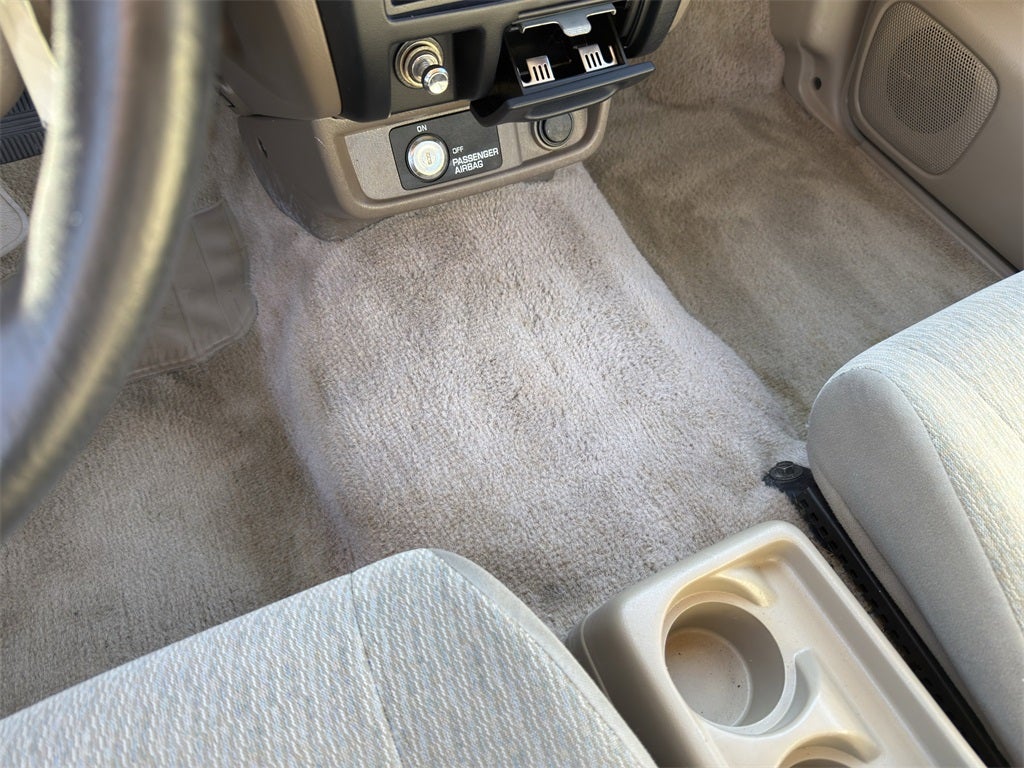 1998 Nissan Frontier XE